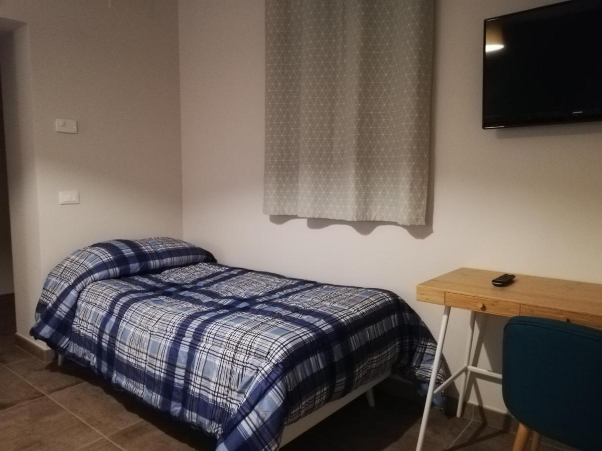 Bed and Breakfast La Casa Tra Gli Ulivi Ассизи Экстерьер фото