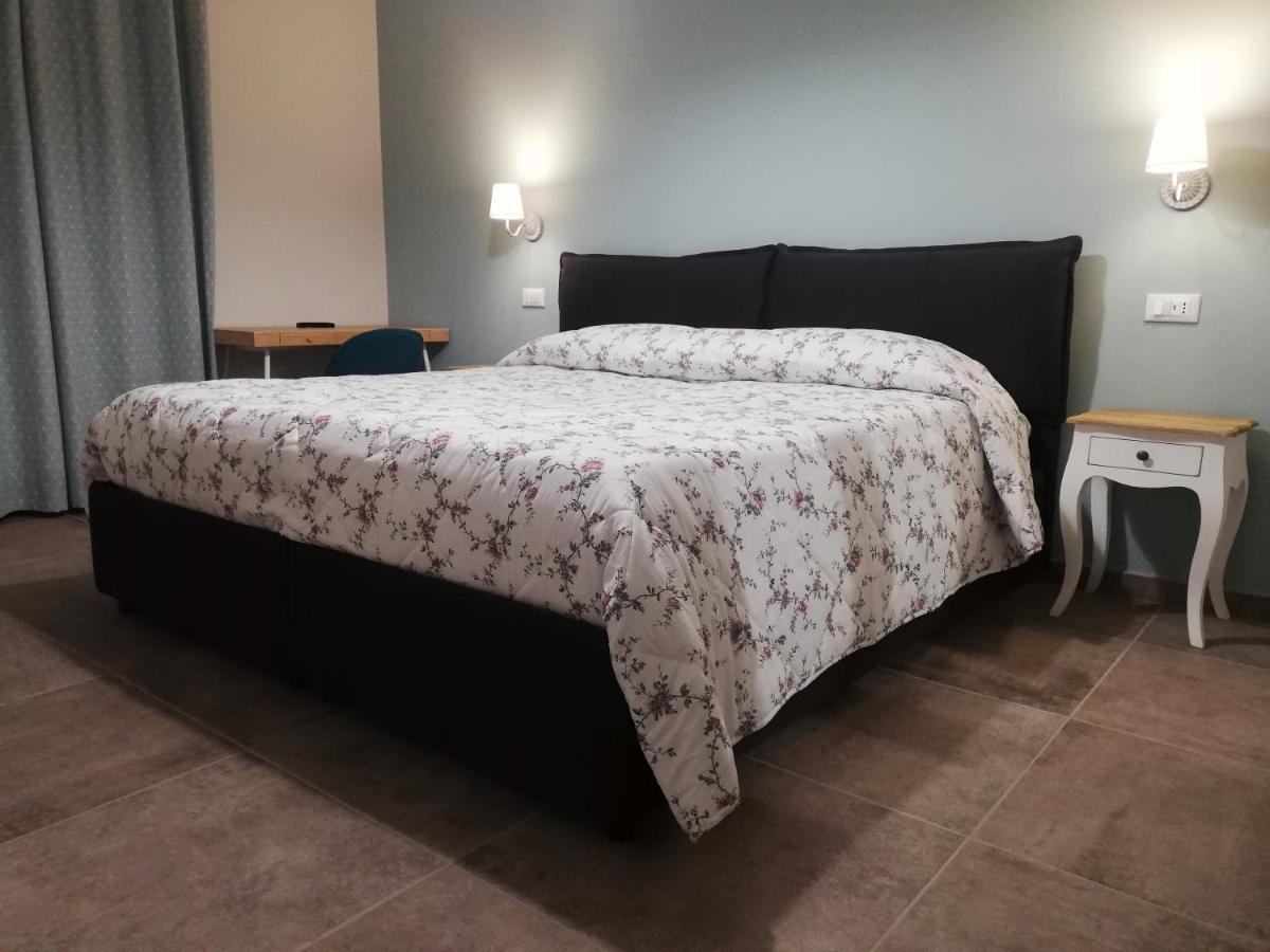 Bed and Breakfast La Casa Tra Gli Ulivi Ассизи Экстерьер фото